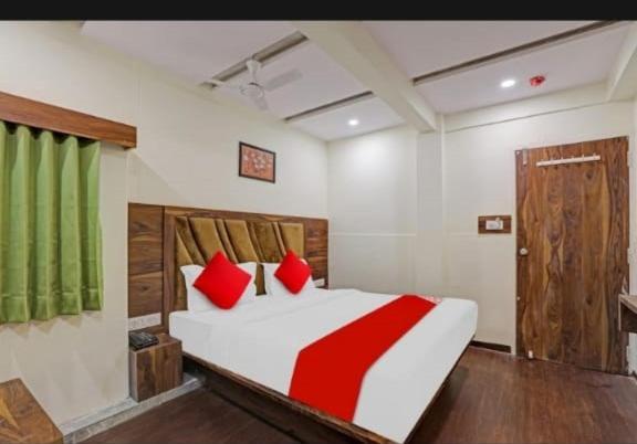 Hotel Swagat Inn 阿穆达巴 外观 照片